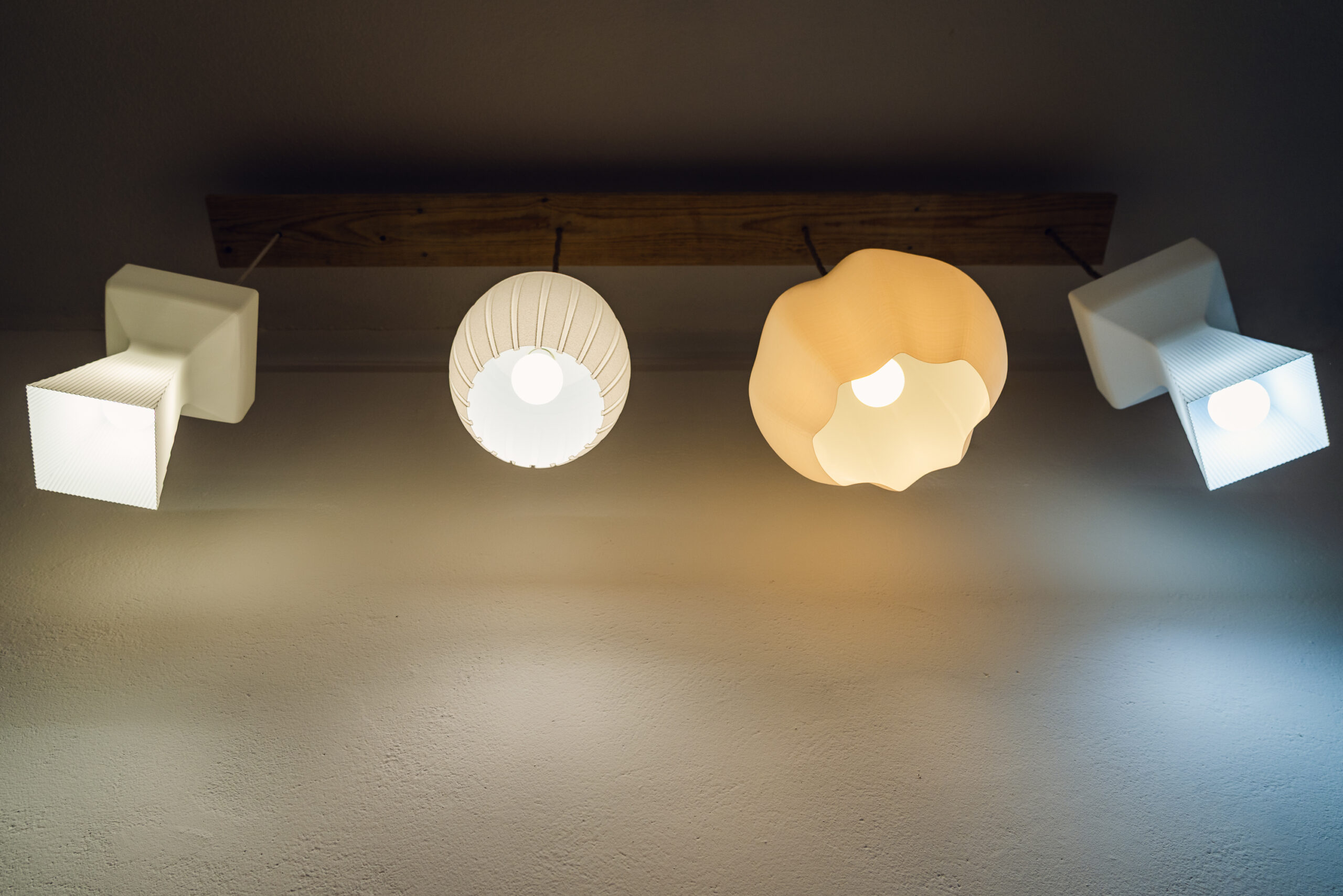 Diferentes modelos de lámparas Luz de Asturias